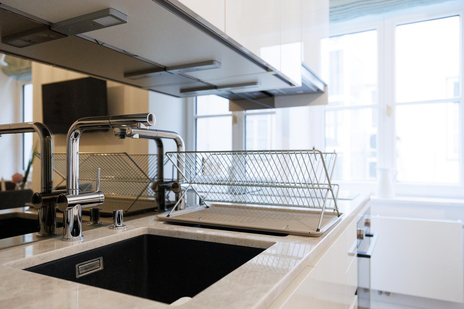 Apartament Stylish 1-bedroom 2-bath By Canal Minutes From Historic Centre *
